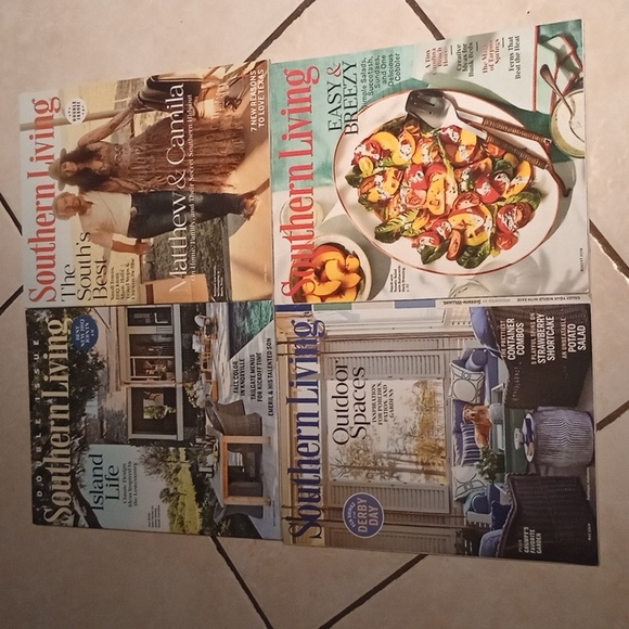 4 Pack Magazines - Picture 2 of 4